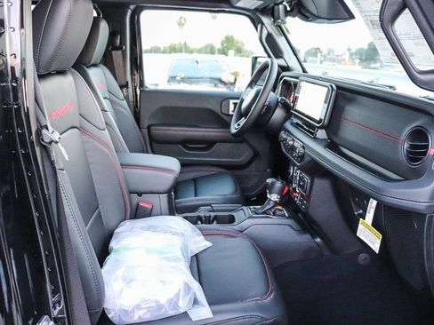 New 2026 Jeep Gladiator Rubicon AWD/4WD image 20