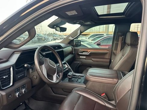 Used 2023 GMC Sierra 1500 Denali w/ Denali Reserve Package AWD/4WD image 5