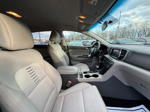 Used 2017 Kia Sportage LX w/ LX Popular Package image 46