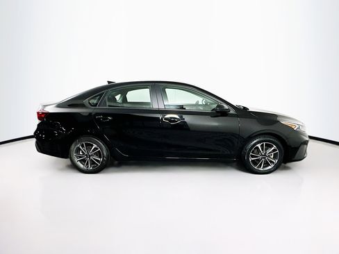 Used 2023 Kia Forte LXS image 10