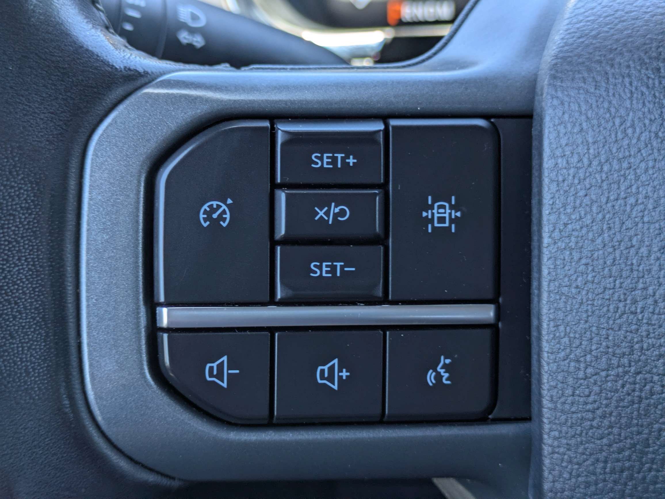 Used 2022 Ford F150 Lariat RWD image 14