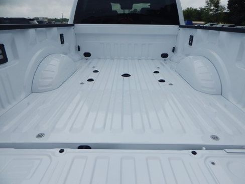 New 2026 Ford F250 Lariat w/ Chrome Package image 17