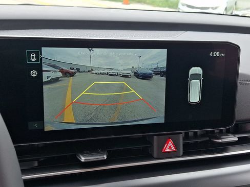 New 2027 Kia Carnival LX FWD image 17