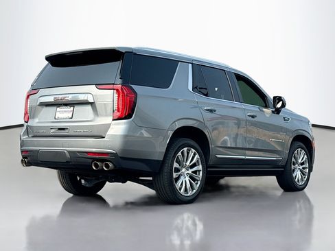 Used 2023 GMC Yukon Denali AWD/4WD image 2