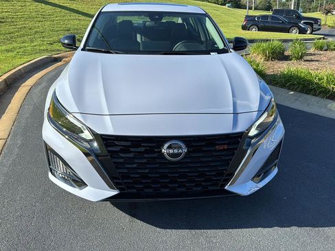 New 2025 Nissan Altima 2.5 SR w/ SR Premium Package image 7