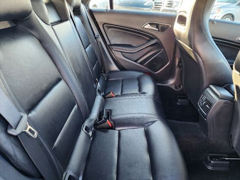 Used 2014 Mercedes-Benz CLA 250 4MATIC image 27