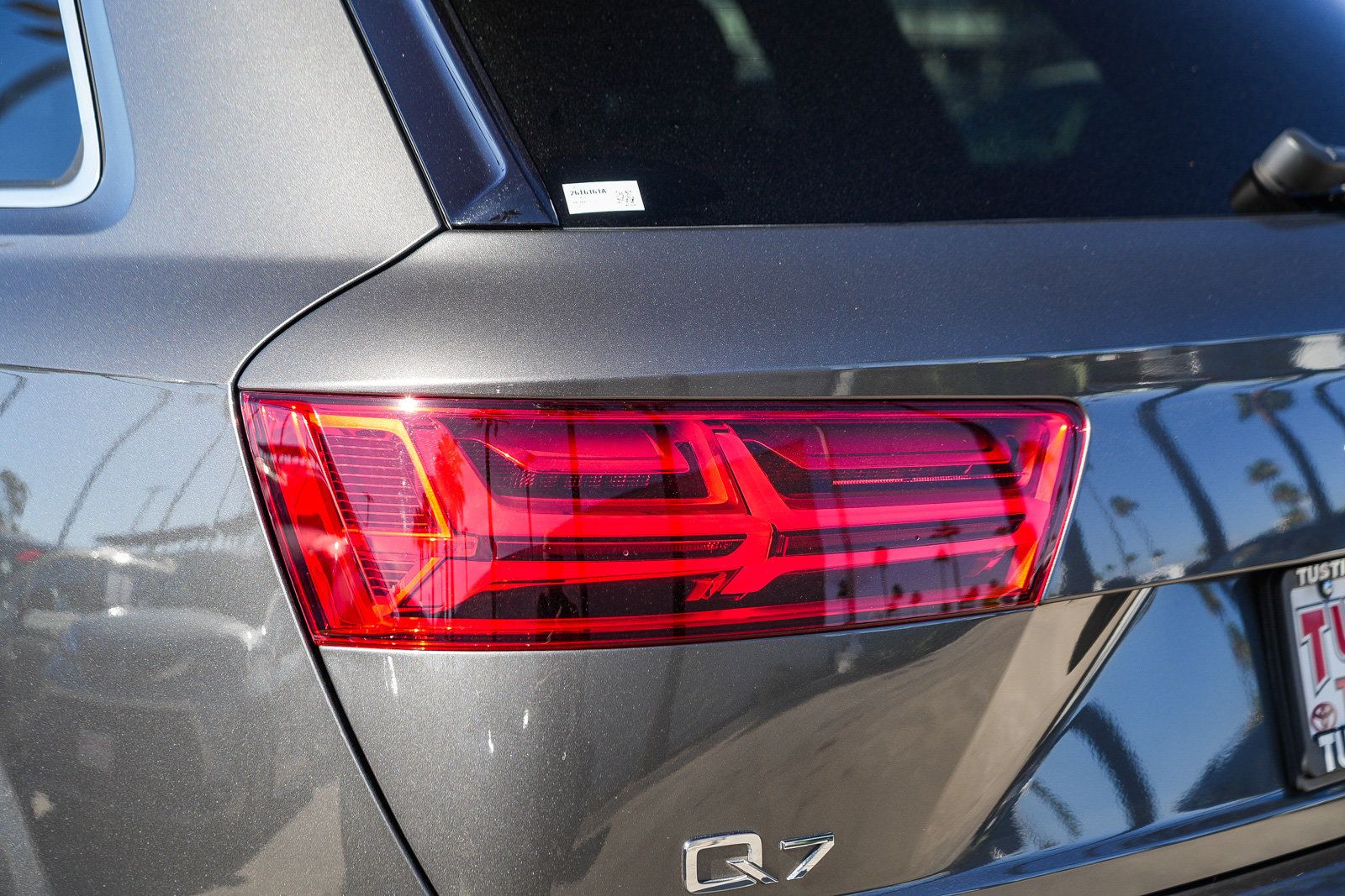 Used 2018 Audi Q7 3.0T Prestige AWD/4WD image 9