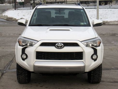 Used 2015 Toyota 4Runner Trail Premium image 5