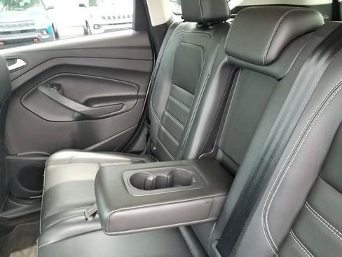 Used 2018 Ford Escape SEL w/ Ford Safe & Smart Package FWD image 16