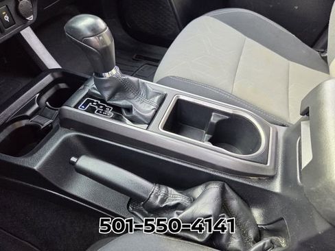 Used 2021 Toyota Tacoma TRD Off-Road w/ Technology Package AWD/4WD image 30