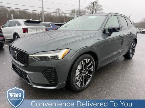 New 2026 Volvo XC60 T8 Ultra w/ Protection Package Premier image 4