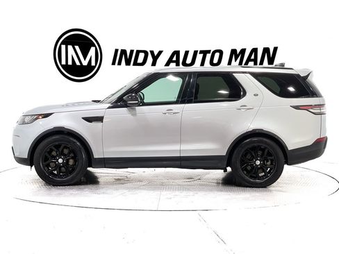 Used 2018 Land Rover Discovery SE image 7