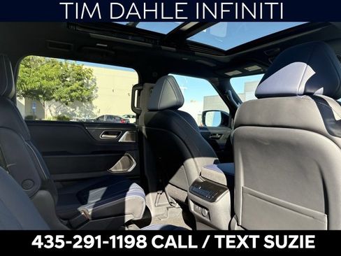 New 2026 INFINITI QX80 Sport w/ Sport Exterior Package image 17