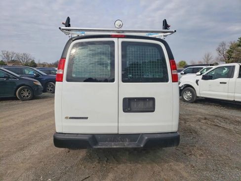 Used 2024 Chevrolet Express 2500 w/ Driver Convenience Package RWD image 6