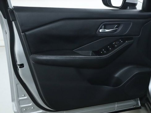 Certified 2024 Nissan Rogue SV image 15