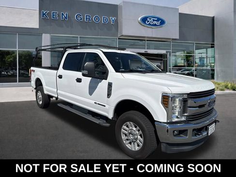 Used 2018 Ford F350 XLT w/ XLT Value Package image 1