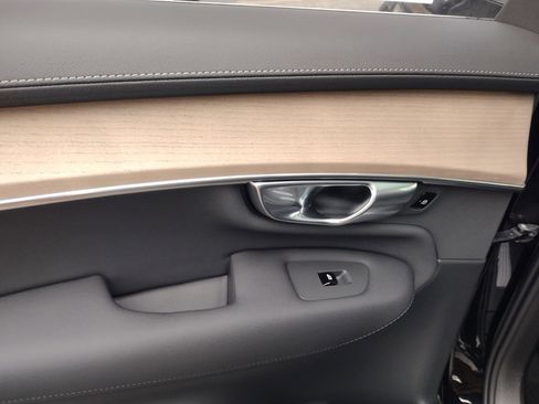 New 2026 Volvo XC90 B6 Plus w/ Protection Package image 20