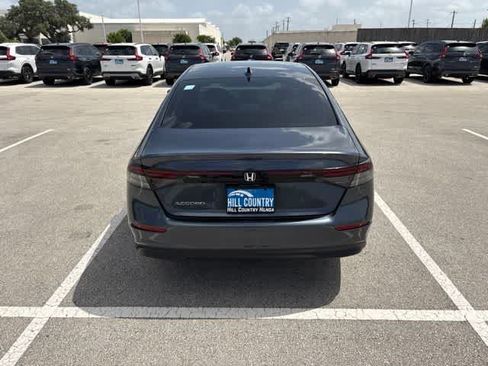 Used 2025 Honda Accord LX image 4