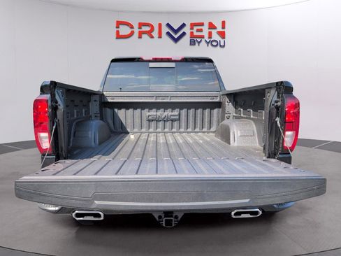 New 2026 GMC Sierra 1500 Elevation image 31