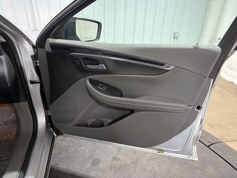 Used 2019 Chevrolet Impala LS image 21