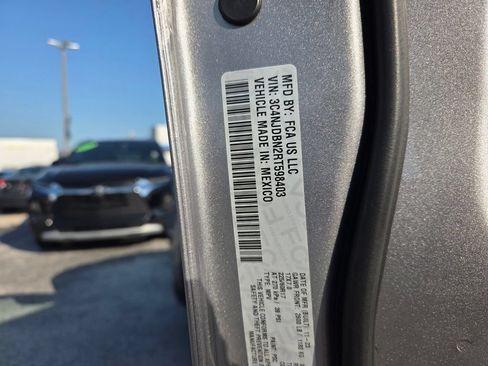 Used 2024 Jeep Compass Latitude AWD/4WD image 22