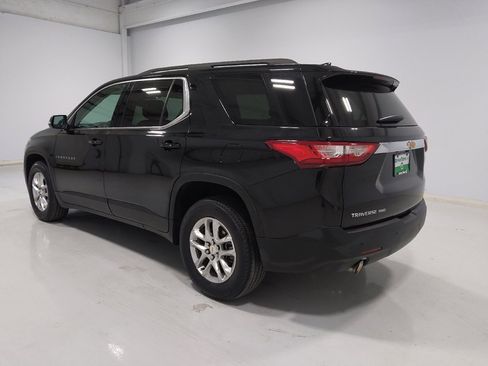Used 2021 Chevrolet Traverse LT w/ LPO, Cargo Package AWD/4WD image 5