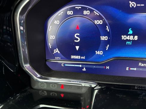 Used 2024 Chevrolet Silverado 2500 High Country image 20