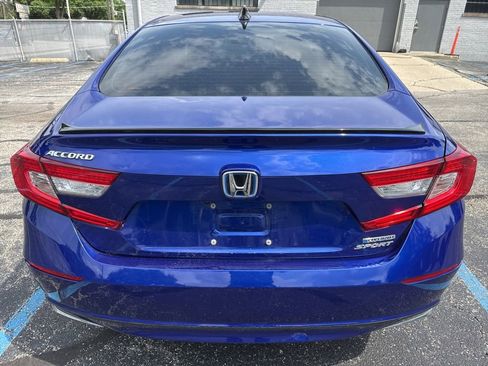 Used 2022 Honda Accord Sport image 4