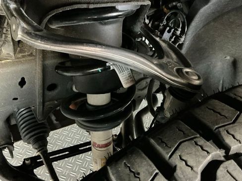 Used 2024 Chevrolet Silverado 1500 Custom Trail Boss w/ LPO, Dark Essentials Package image 42