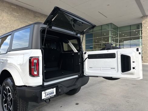 New 2025 Ford Bronco Outer Banks image 66