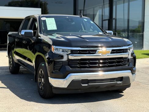 Used 2025 Chevrolet Silverado 1500 LT image 10