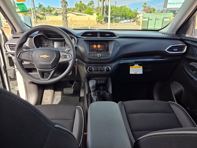 Used 2021 Chevrolet TrailBlazer LS FWD image 13