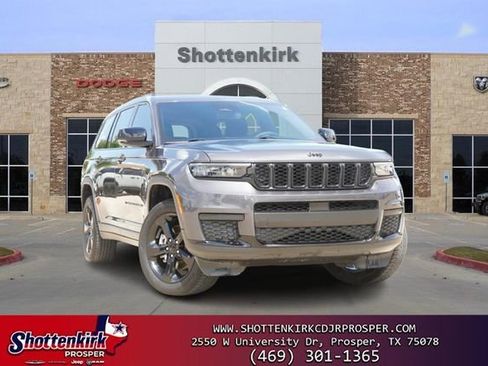 Used 2023 Jeep Grand Cherokee L Laredo AWD/4WD image 1