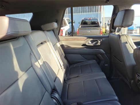 Used 2024 Chevrolet Tahoe LT image 33