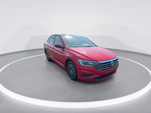 Used 2019 Volkswagen Jetta SEL w/ Cold Weather Package image 2