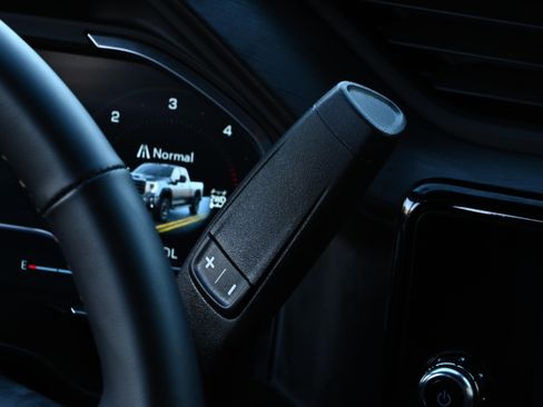 Used 2025 GMC Sierra 2500 AT4 w/ AT4 Premium Plus Package image 23