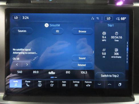 Used 2025 Ford F150 Lariat w/ Equipment Group 501A Mid image 27