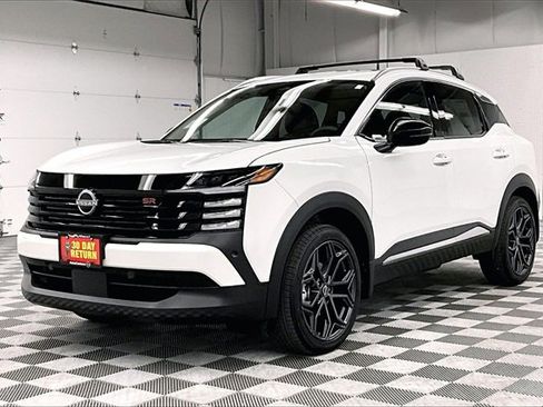 New 2026 Nissan Kicks SR w/ SR Premium Package image 2