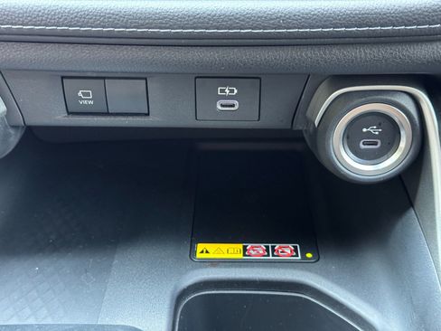 Used 2024 Toyota Grand Highlander FWD image 30