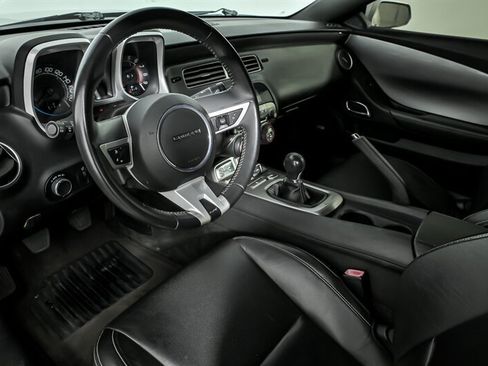 Used 2010 Chevrolet Camaro SS w/ RS Package RWD image 15