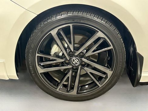 Used 2025 Toyota Camry XSE FWD image 29