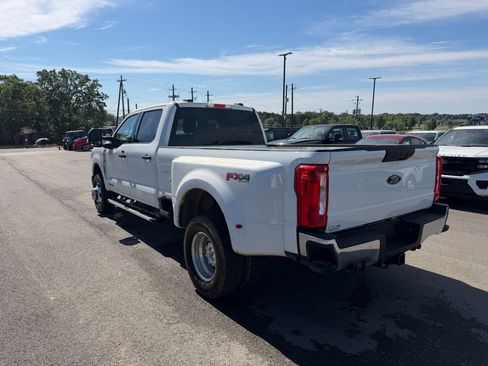 Used 2025 Ford F350 XLT AWD/4WD image 2