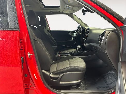 Used 2024 Kia Soul EX FWD image 10