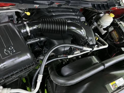 Used 2014 RAM 1500 Express RWD image 25