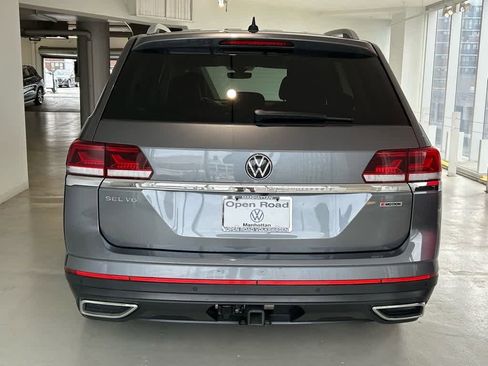 Certified 2021 Volkswagen Atlas SEL image 5