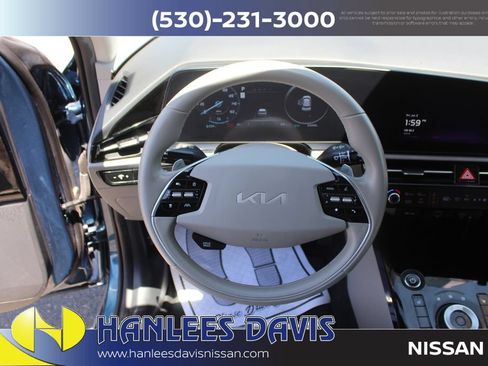 Used 2023 Kia Niro Wind FWD image 17