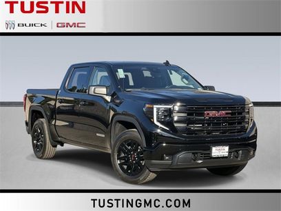 New 2026 GMC Sierra 1500 Elevation w/ LPO, Elevation Black Package