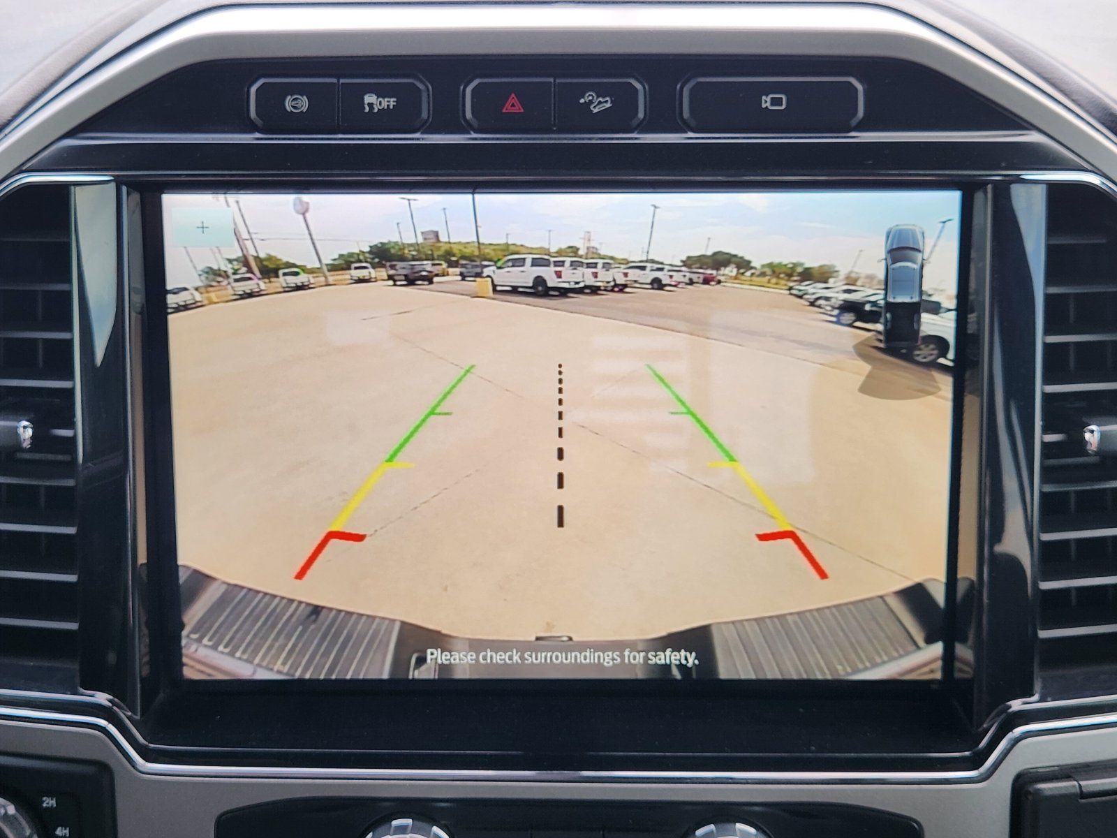 Used 2022 Ford F350 Lariat w/ Lariat Ultimate Package AWD/4WD image 20