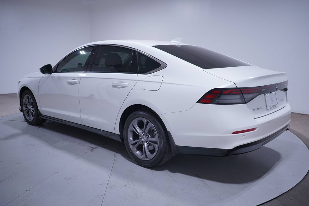 Used 2023 Honda Accord EX-L image 3