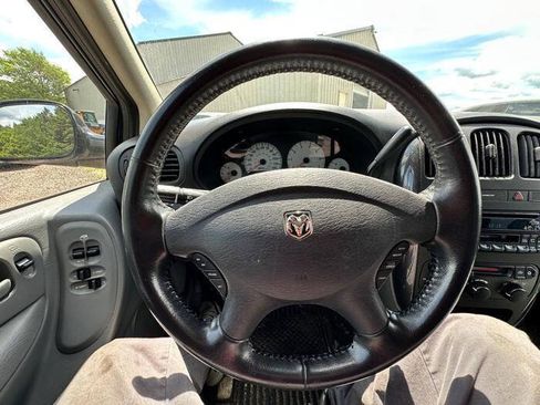 Used 2007 Dodge Grand Caravan SXT FWD image 32